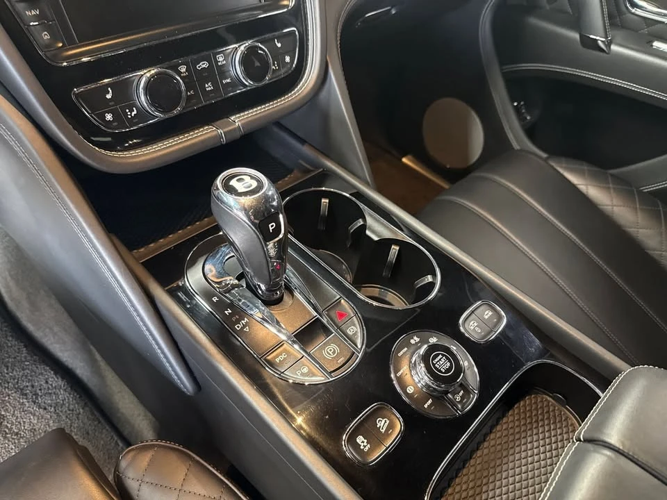 2018 Bentley Bentayga - Image 12 of 20