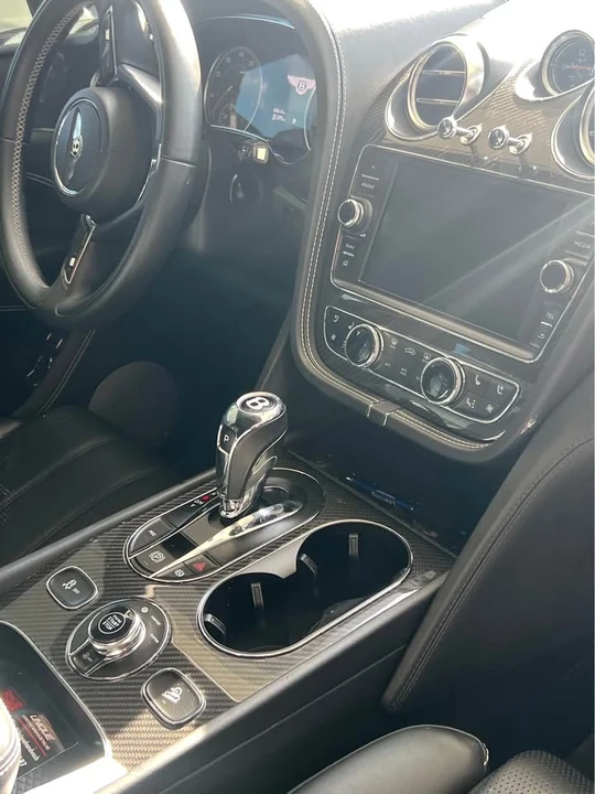 2018 Bentley Bentayga - Image 3 of 7