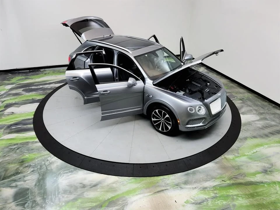 2018 Bentley Bentayga - Image 17 of 19