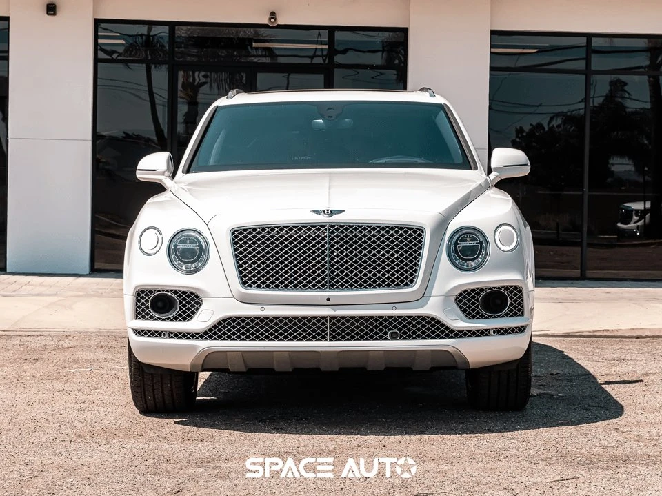 2018 Bentley Bentayga - Image 2 of 18
