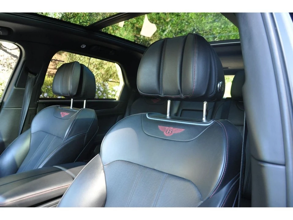 2018 Bentley Bentayga - Image 9 of 20