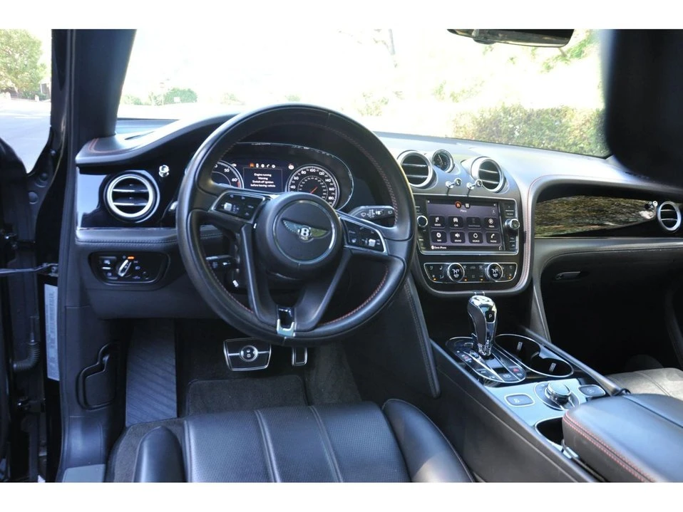 2018 Bentley Bentayga - Image 8 of 20