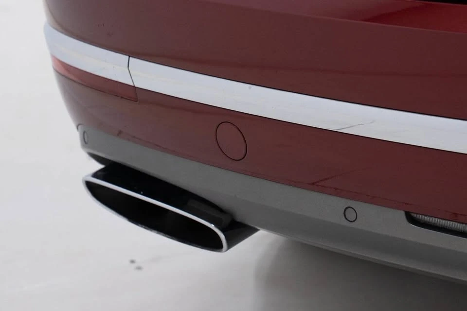 2018 Bentley Bentayga - Image 15 of 19
