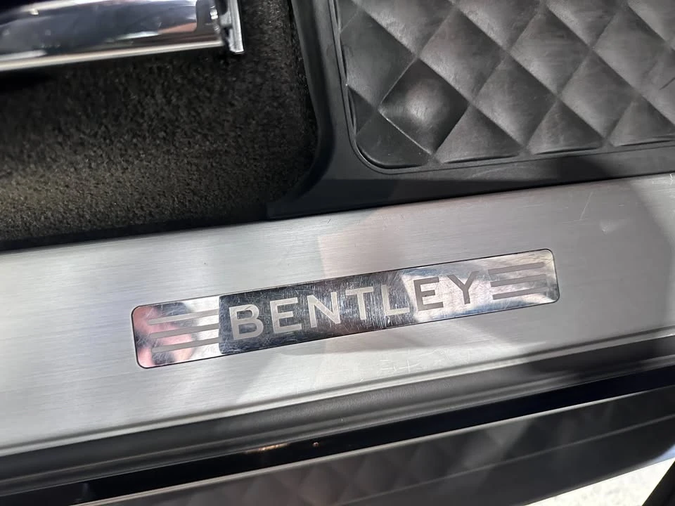 2018 Bentley Bentayga - Image 6 of 7