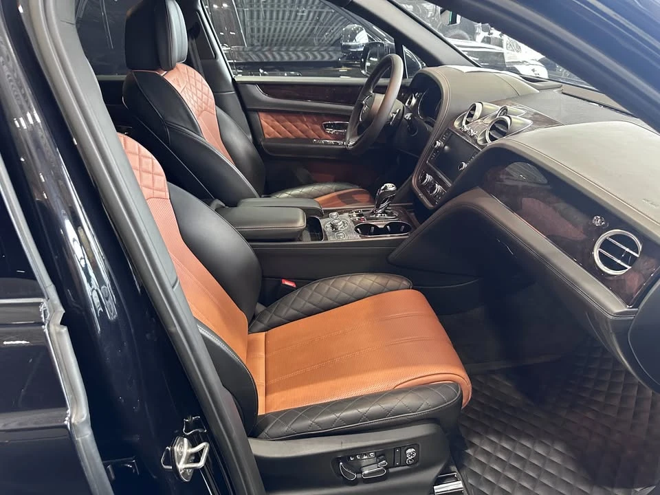 2018 Bentley Bentayga - Image 4 of 7