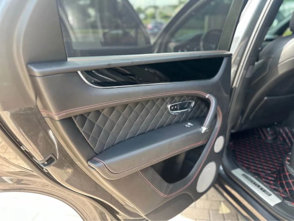 2018 Bentley Bentayga - Image 20 of 21