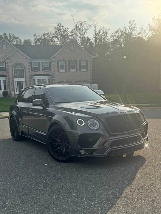 2018 Bentley Bentayga - Image 2 of 21