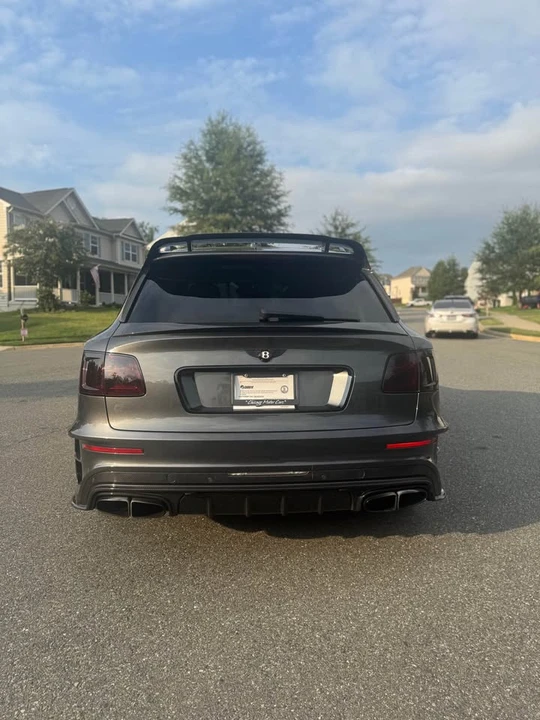 2018 Bentley Bentayga - Image 7 of 21