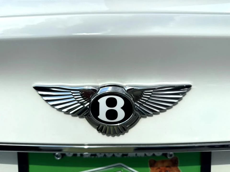 2018 Bentley Bentayga - Image 9 of 20