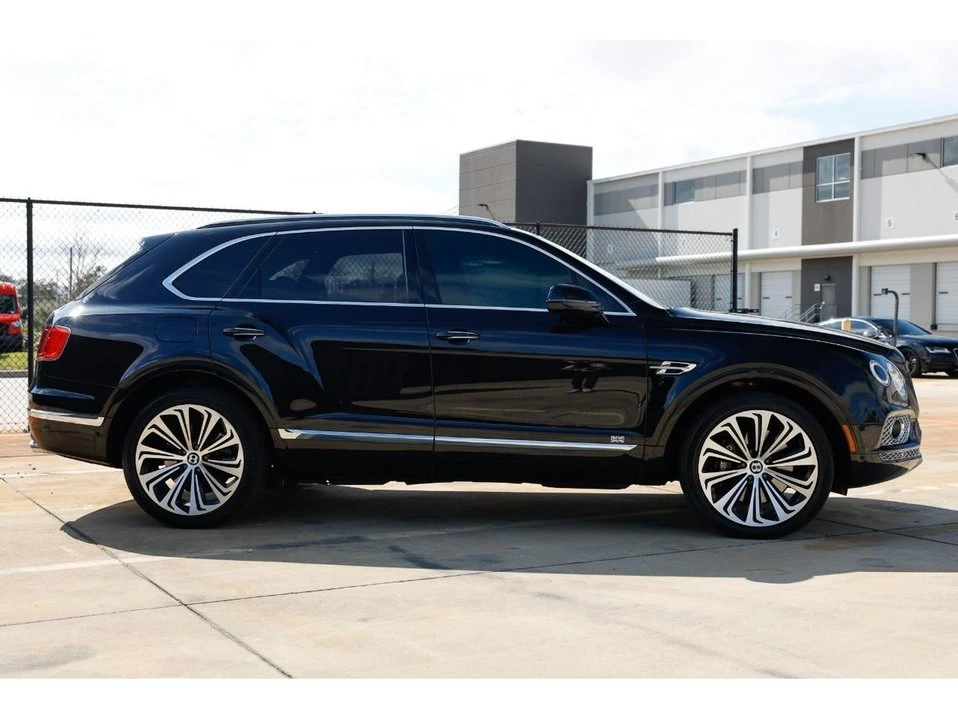 2018 Bentley Bentayga - Image 15 of 20