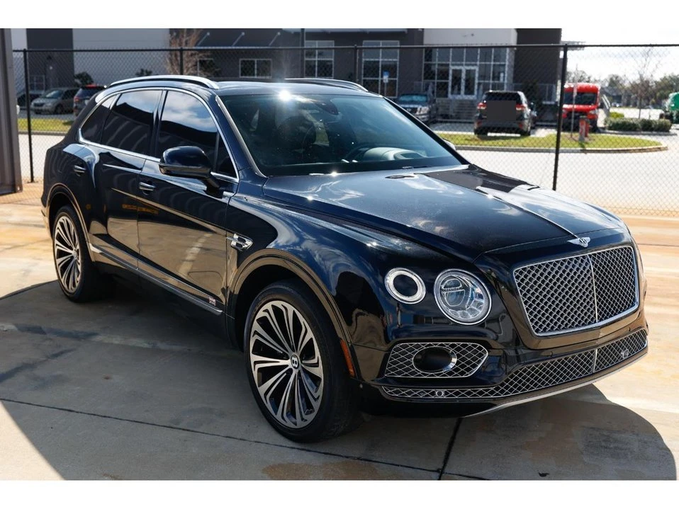 2018 Bentley Bentayga - Image 17 of 20