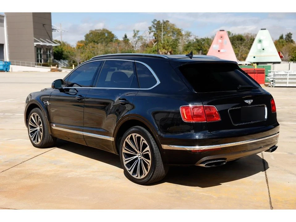 2018 Bentley Bentayga - Image 7 of 20