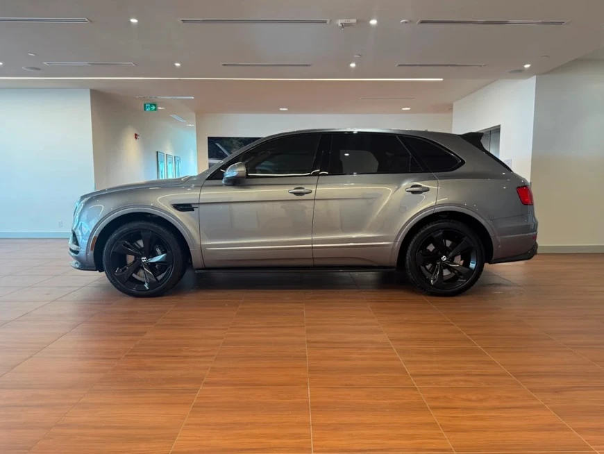 2018 Bentley Bentayga - Image 2 of 12