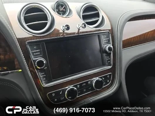 2018 Bentley Bentayga - Image 13 of 17