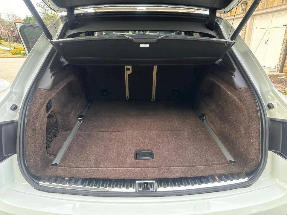 2018 Bentley Bentayga - Image 15 of 20