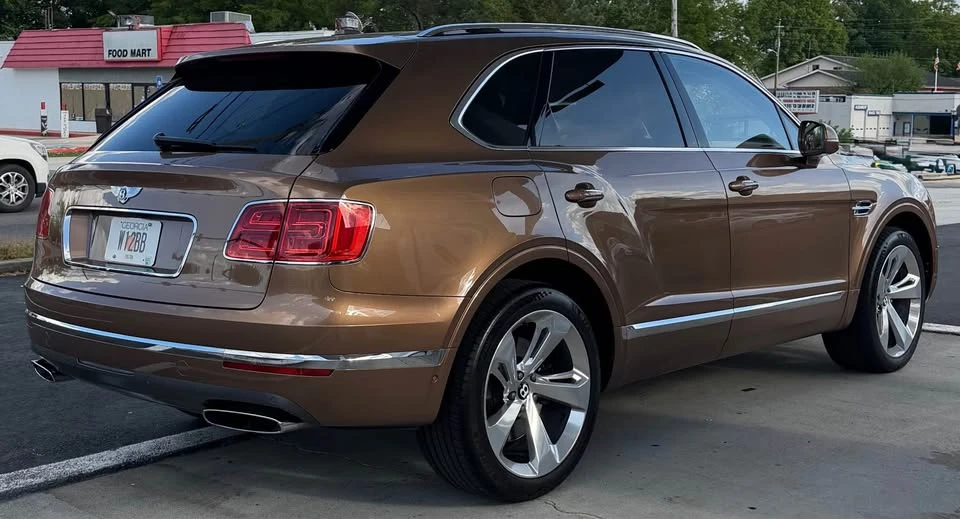 2018 Bentley Bentayga - Image 3 of 11
