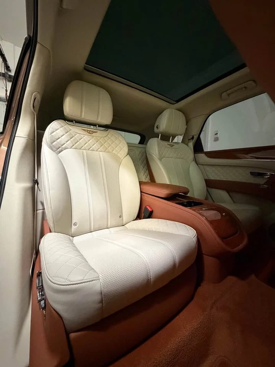 2018 Bentley Bentayga - Image 7 of 11