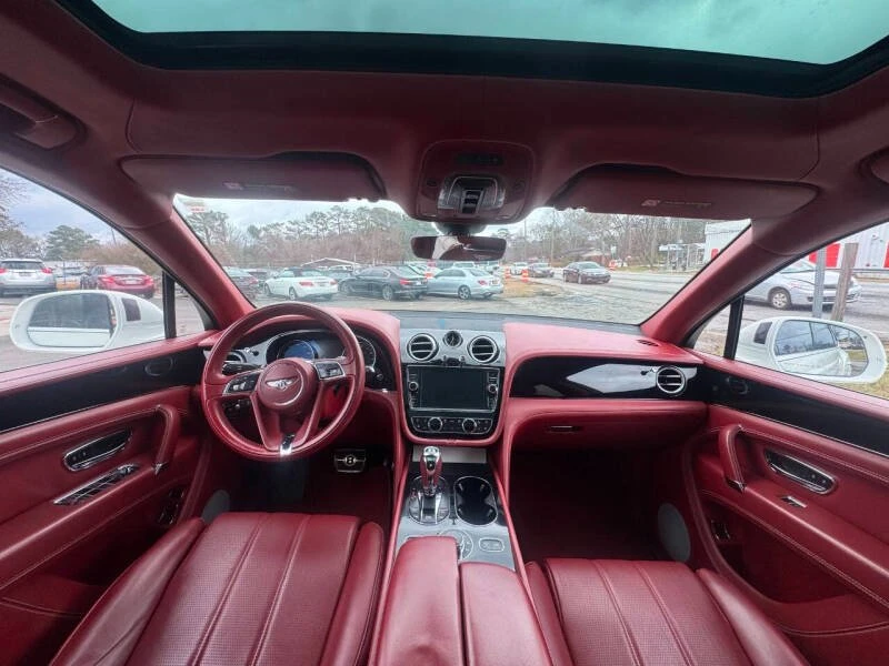 2018 Bentley Bentayga - Image 2 of 5
