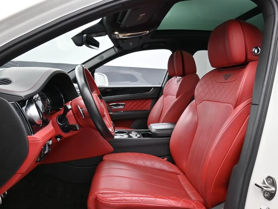 2018 Bentley Bentayga - Image 10 of 20