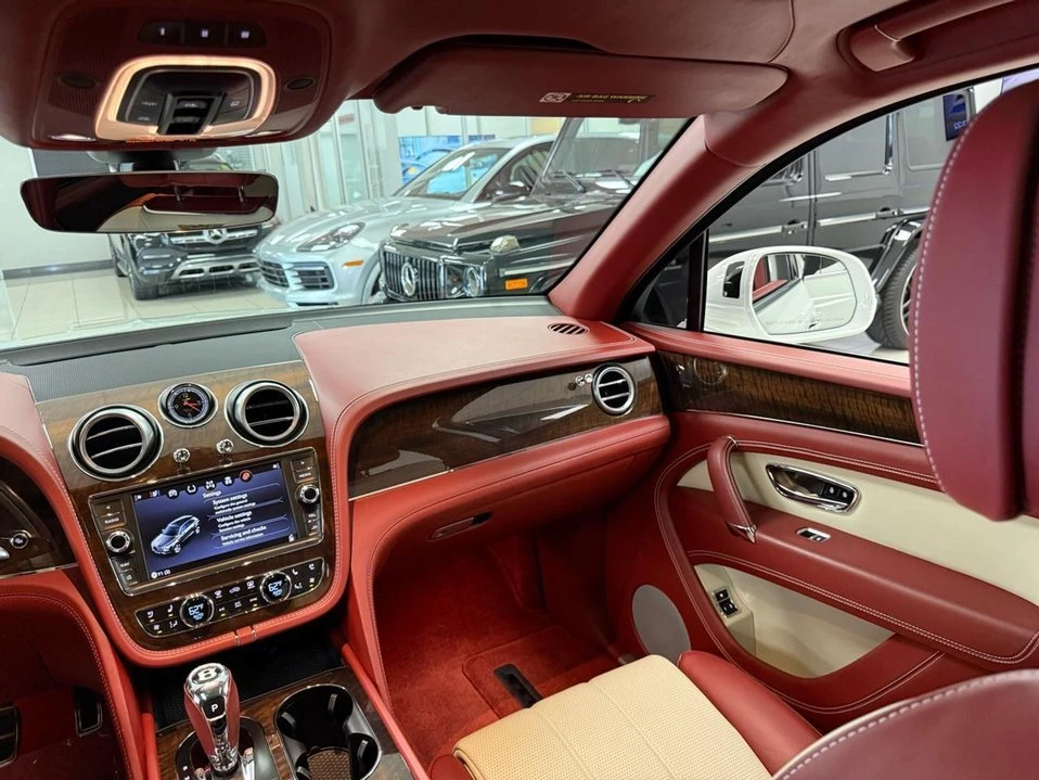 2018 Bentley Bentayga - Image 11 of 20