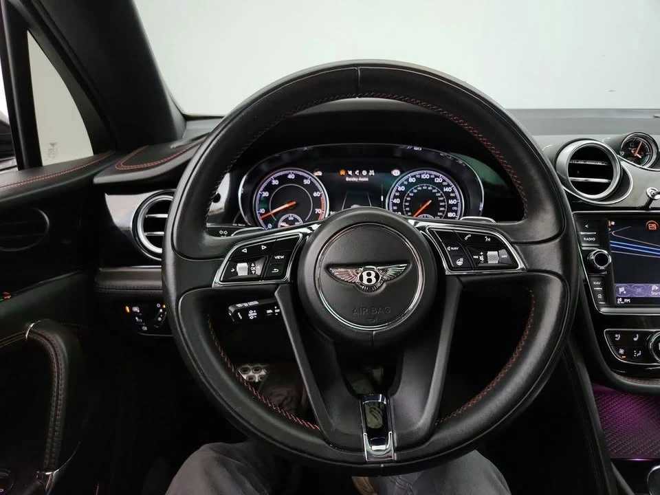 2018 Bentley Bentayga - Image 18 of 20