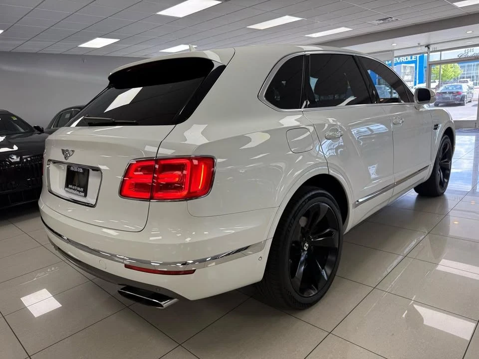 2018 Bentley Bentayga - Image 3 of 20