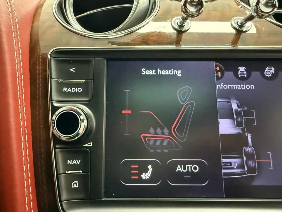 2018 Bentley Bentayga - Image 18 of 20