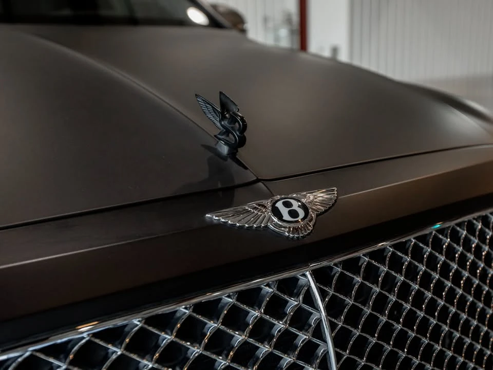 2018 Bentley Bentayga - Image 2 of 17
