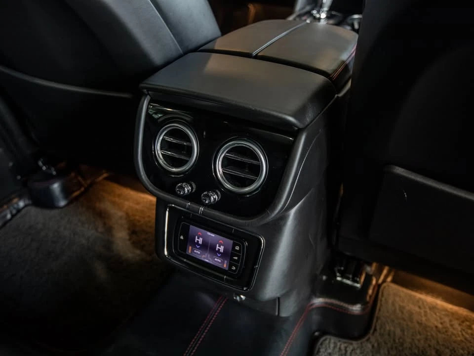 2018 Bentley Bentayga - Image 5 of 17