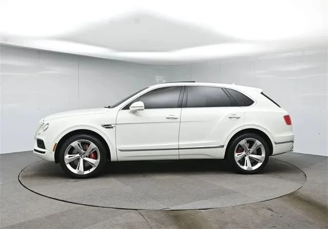 2018 Bentley Bentayga - Image 2 of 7