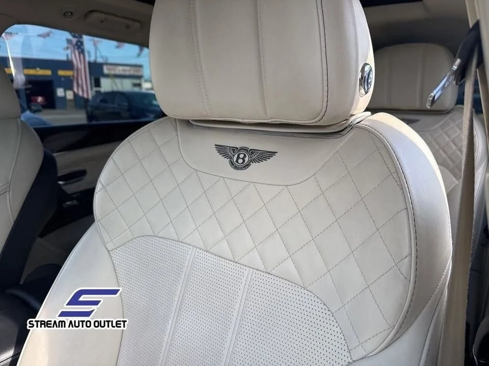 2018 Bentley Bentayga - Image 18 of 20