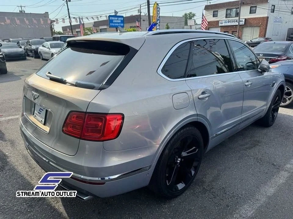 2018 Bentley Bentayga - Image 11 of 20