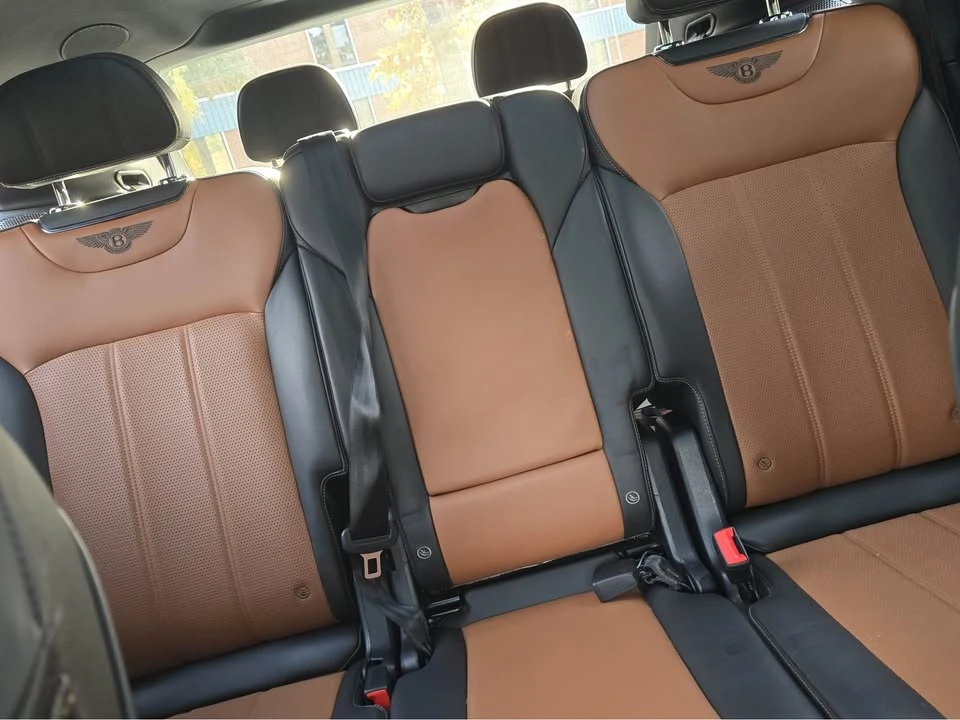 2018 Bentley Bentayga - Image 11 of 12