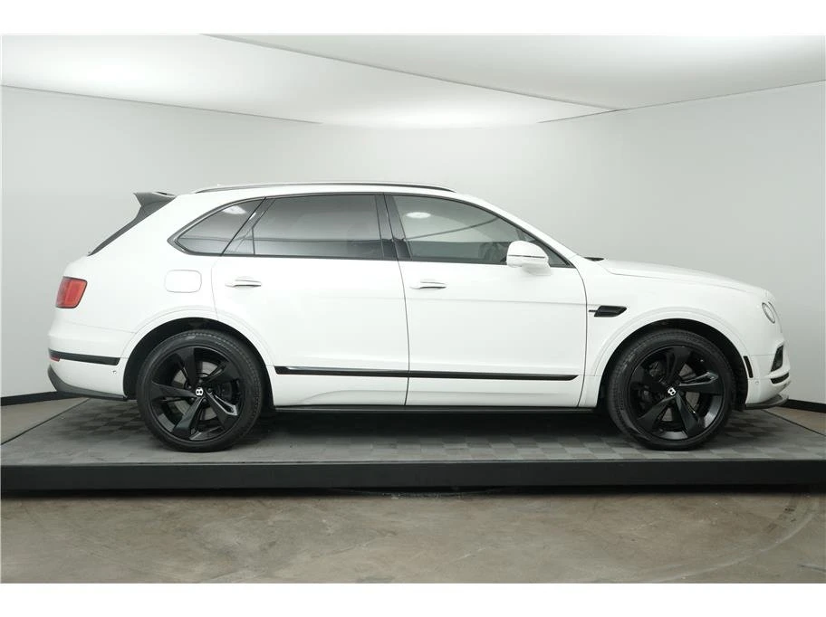 2018 Bentley Bentayga - Image 6 of 12