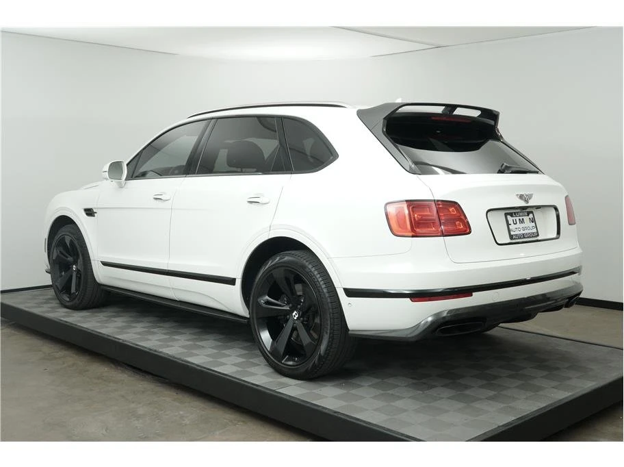 2018 Bentley Bentayga - Image 3 of 12