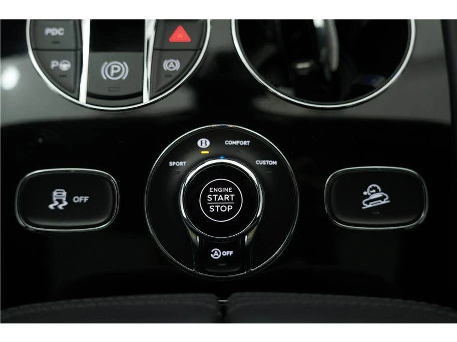 2018 Bentley Bentayga - Image 18 of 20