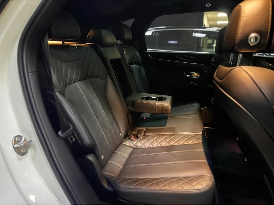 2018 Bentley Bentayga - Image 7 of 9
