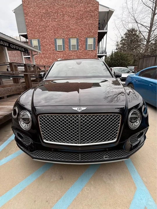2018 Bentley Bentayga - Image 3 of 5