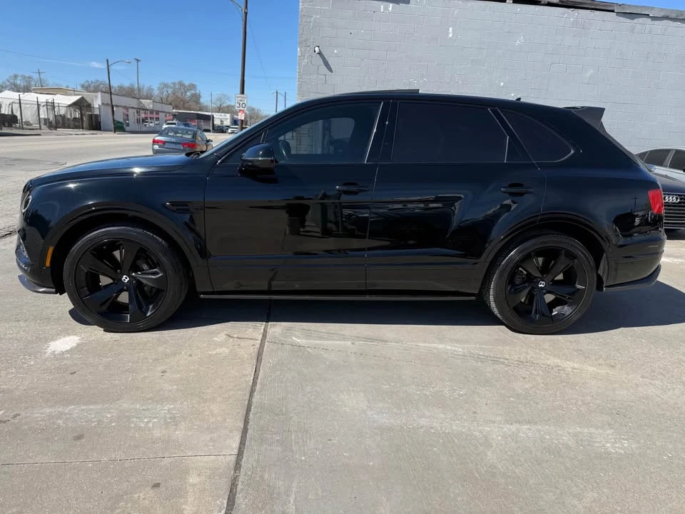 2018 Bentley Bentayga - Image 6 of 17