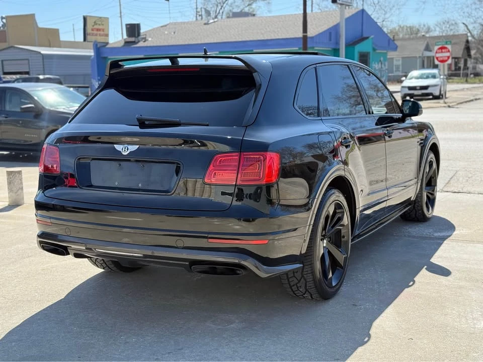 2018 Bentley Bentayga - Image 3 of 17