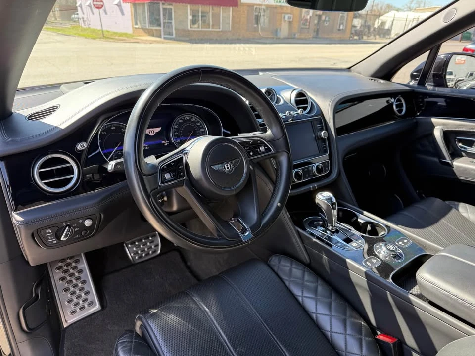 2018 Bentley Bentayga - Image 8 of 17