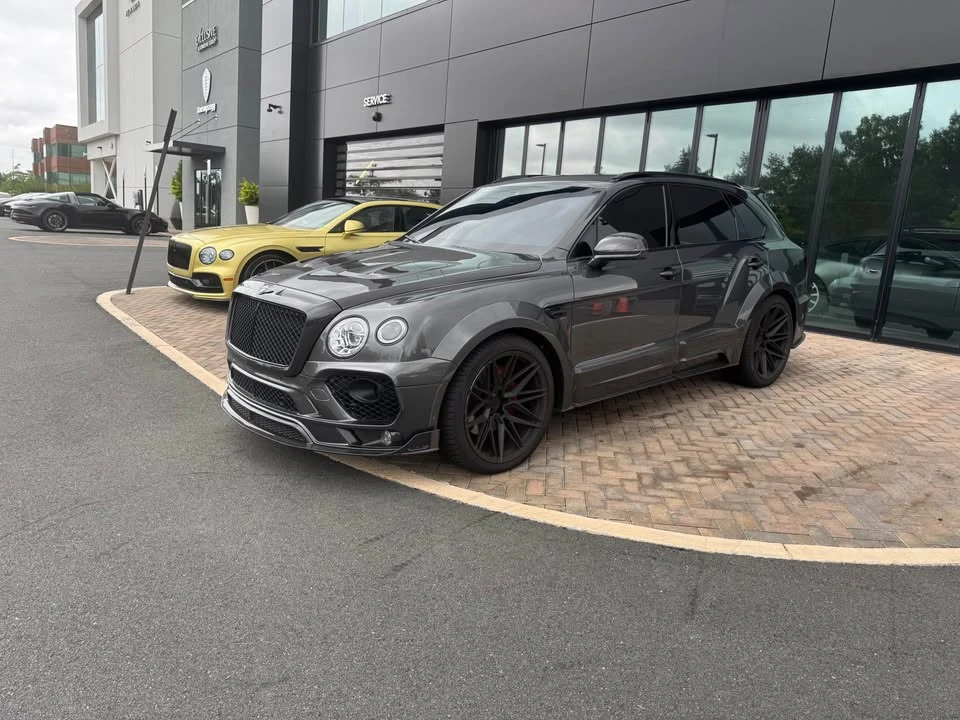 2018 Bentley Bentayga - Image 16 of 17