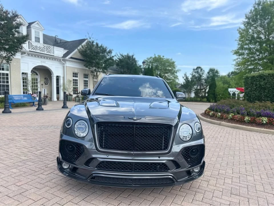 2018 Bentley Bentayga - Image 2 of 17