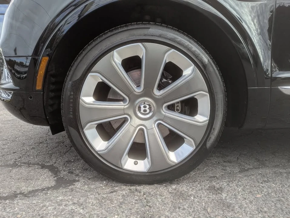 2018 Bentley Bentayga - Image 20 of 20