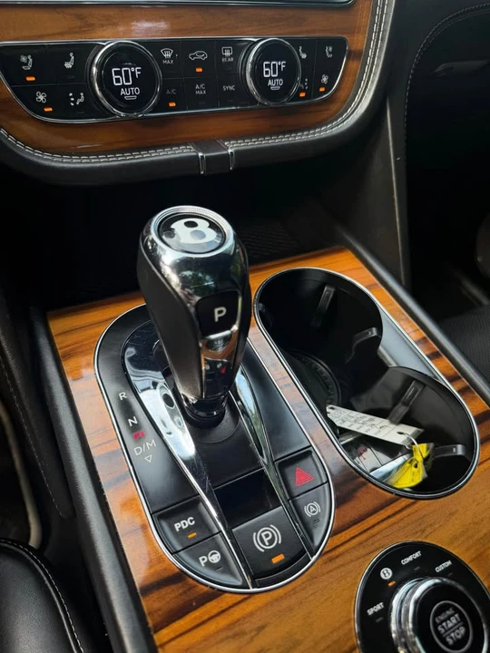 2018 Bentley Bentayga - Image 14 of 20