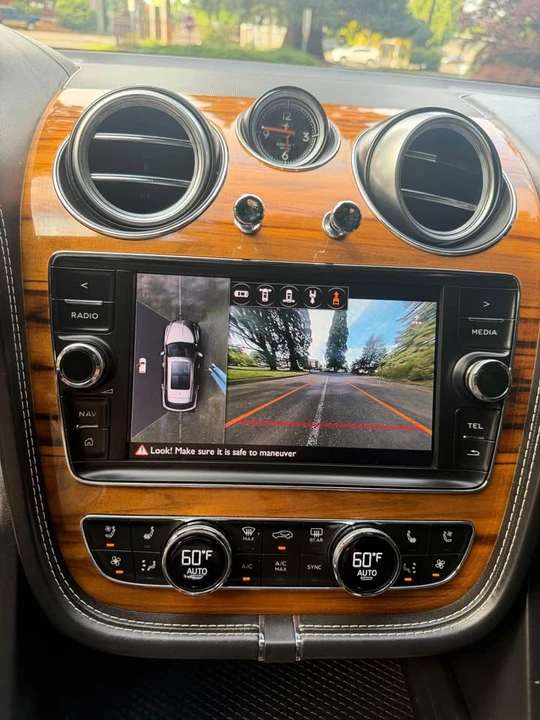 2018 Bentley Bentayga - Image 16 of 20