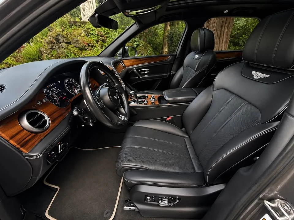 2018 Bentley Bentayga - Image 7 of 20