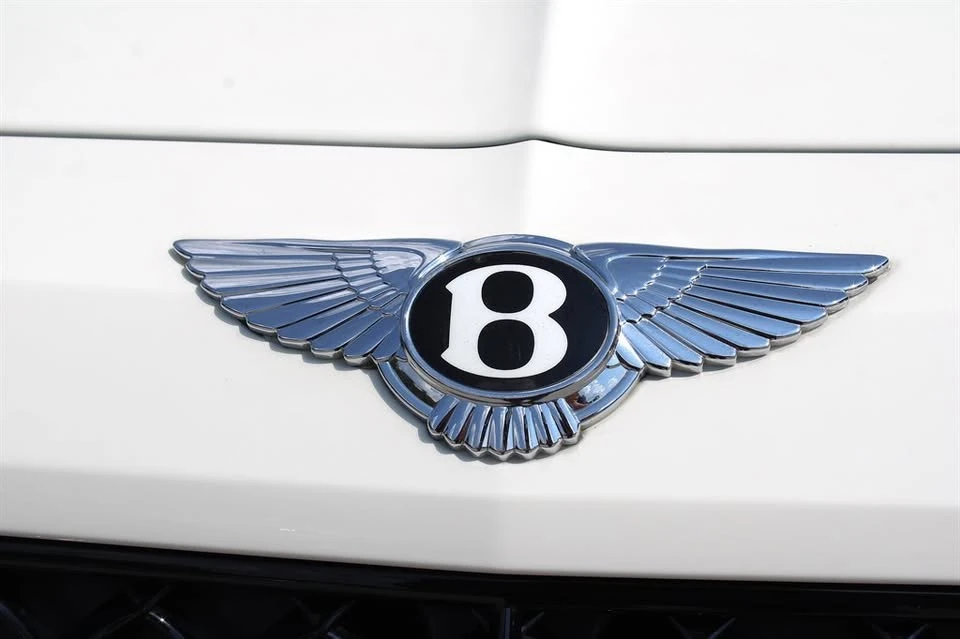 2018 Bentley Bentayga - Image 10 of 18
