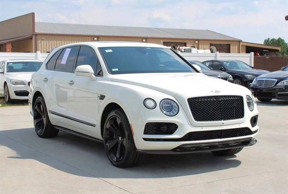 2018 Bentley Bentayga - Image 9 of 18