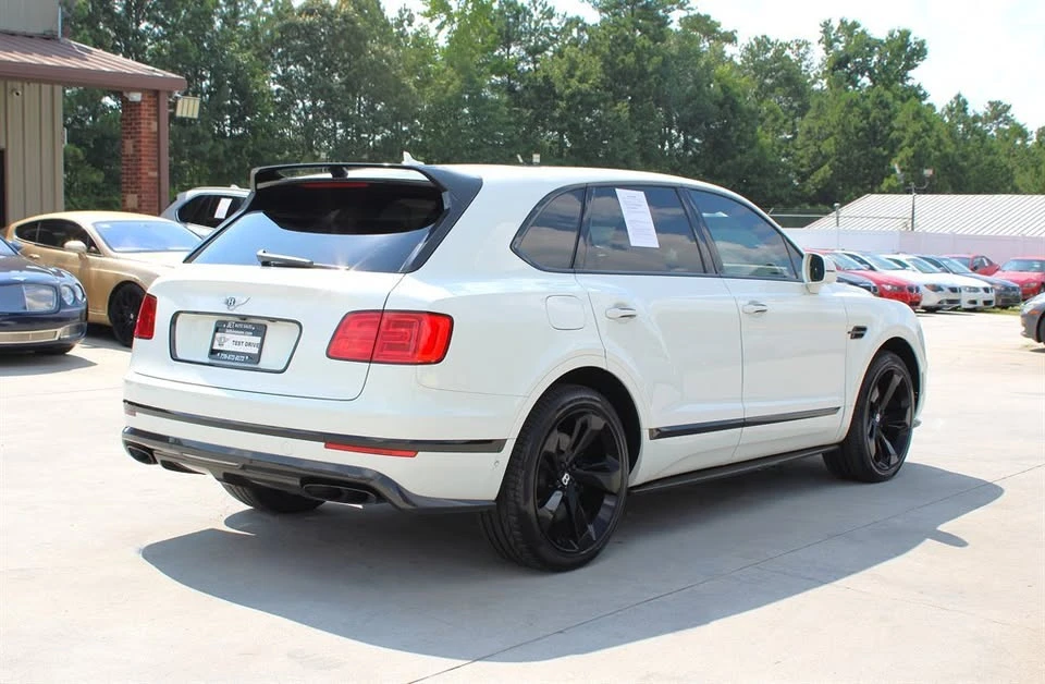 2018 Bentley Bentayga - Image 7 of 18